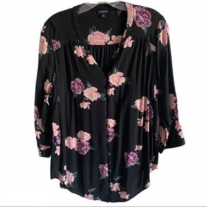 Torrid Harper sz 00 black floral button-down top